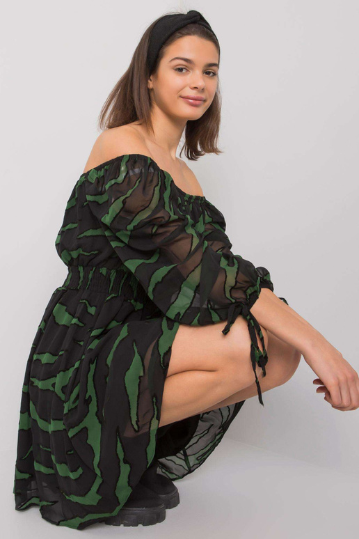 Must ja roheline Hispaania kleit... Must ja roheline Hispaania kleit...