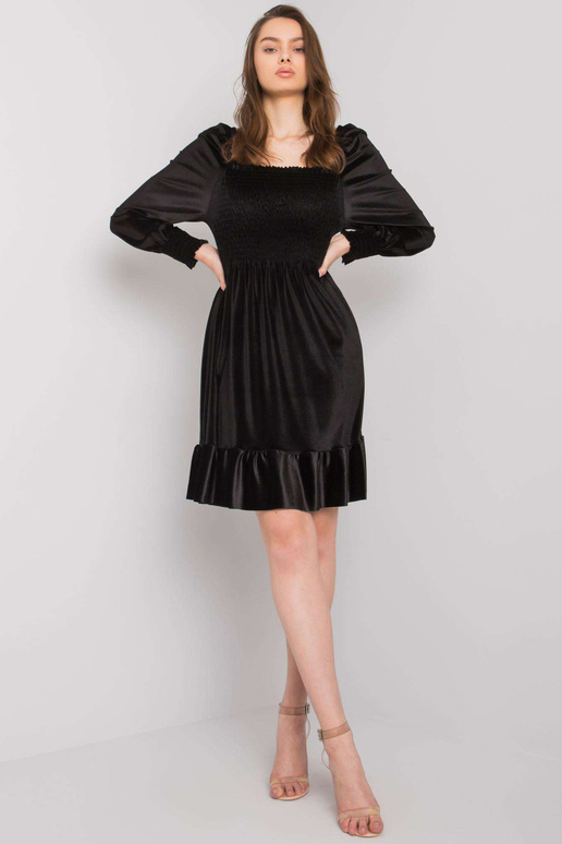 Must veluurkleit volangiga Arezzo