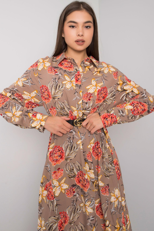 Christelle tumebeeži mustriga kleit