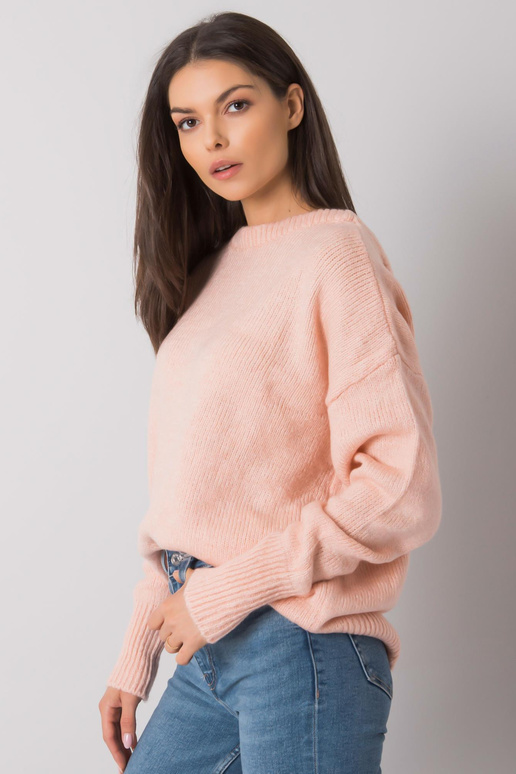 Kahvatu roosa kampsun ketiga...