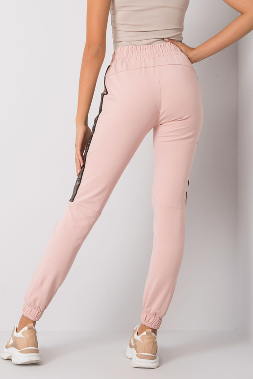 Määrdunud roosad Giulia...