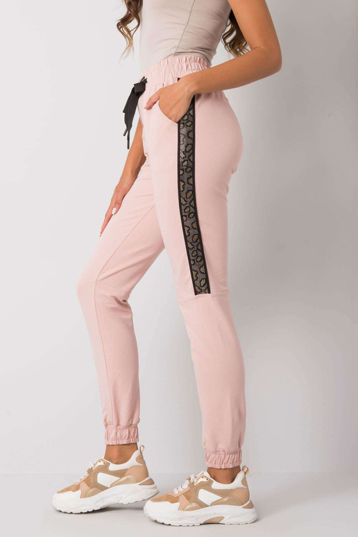 Määrdunud roosad Giulia...