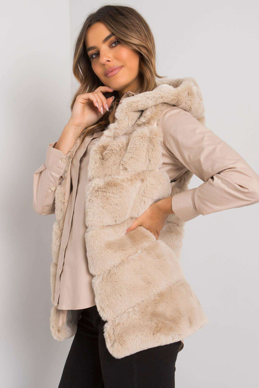 Beež karvane vest kapuutsiga Foggia... Beež karvane vest kapuutsiga Foggia...