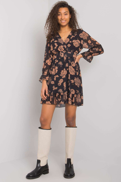 Must ja kaamelikleit sats Loriellaga Must ja kaamelikleit sats Loriellaga