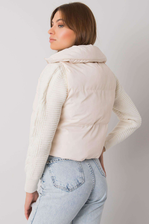 Ecru tepitud vest Gizelle Ecru tepitud vest Gizelle