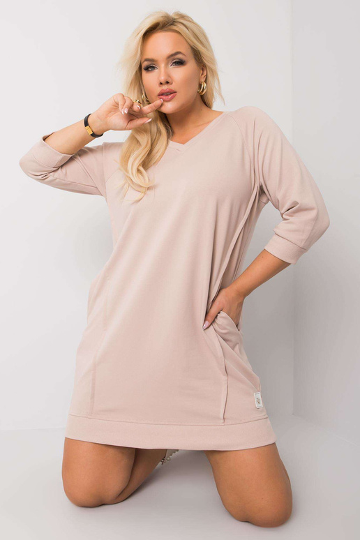 Kahvatu kohvipuuvillane plusssuuruses...