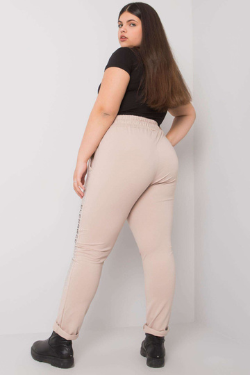 Beežid pluss suuruses...