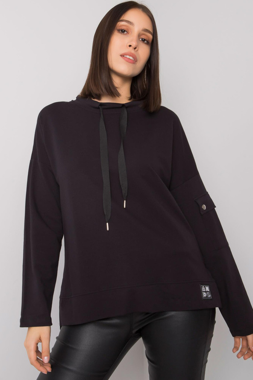 Must pluss suuruses pluus...