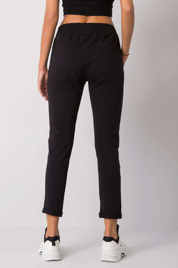 Imrie naiste mustad...