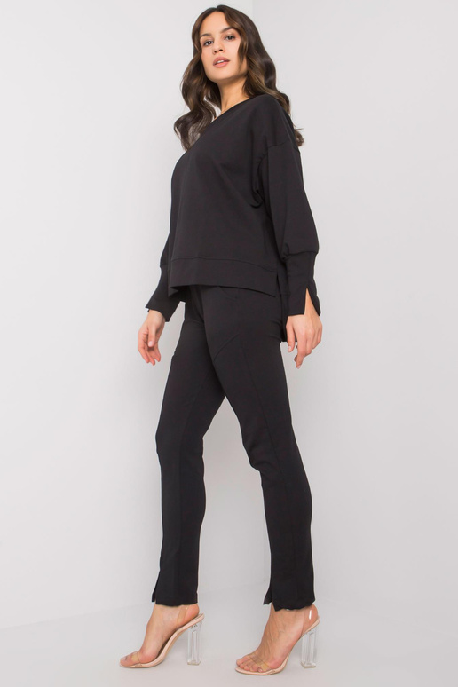 Must kaheosaline naiste komplekt... Must kaheosaline naiste komplekt...