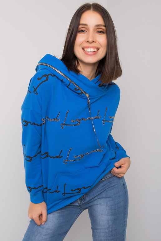 Tumesinine pluss suuruses Jossa...