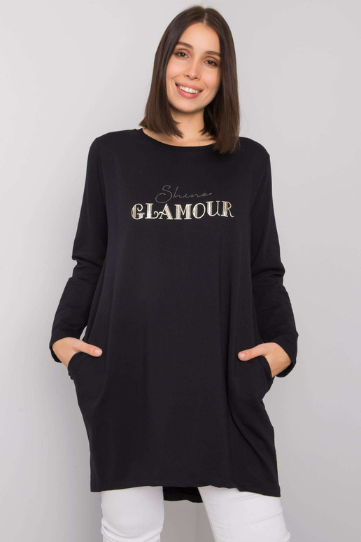 Must pluss suuruses Alexiah taskutega...