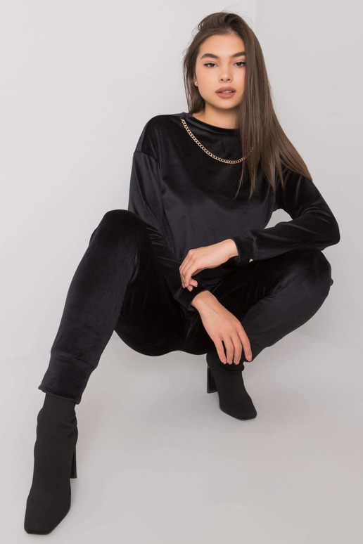 Must Tampa Veluuri komplekt