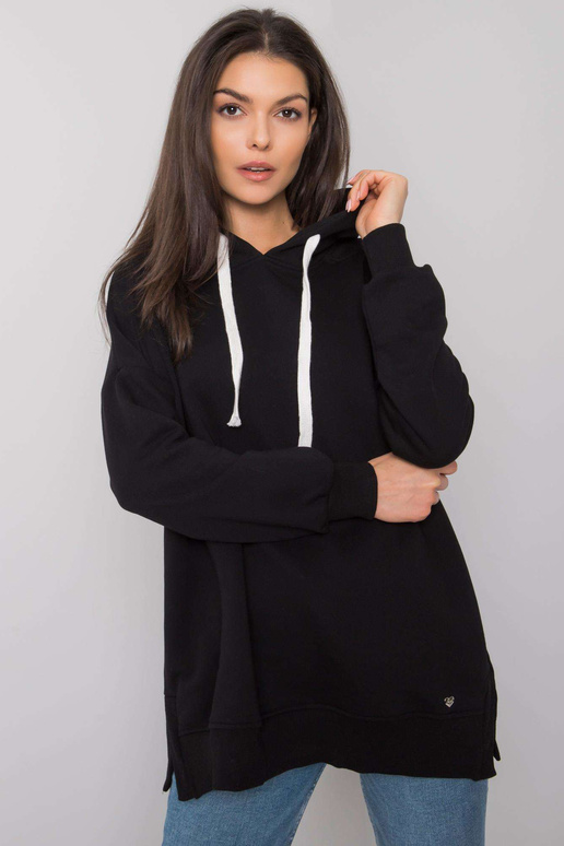 Clevelandi must Basic kapuuts