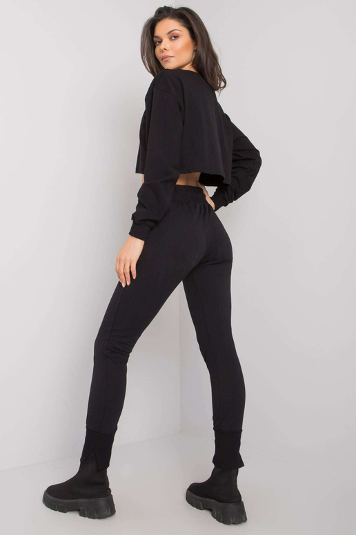 Mustad taskutega dressipüksid Naomi... Mustad taskutega dressipüksid Naomi...