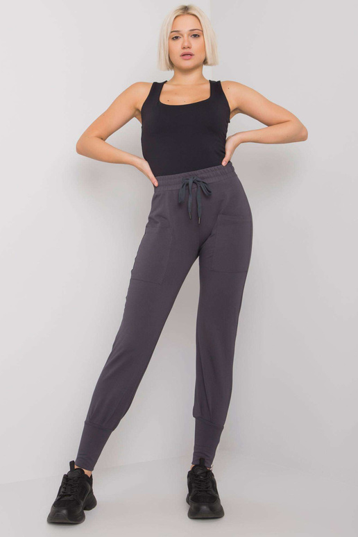 Grafiidist lukuga dressipüksid Cindy... Grafiidist lukuga dressipüksid Cindy...