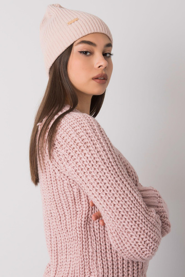 Naiste määrdunudroosa...