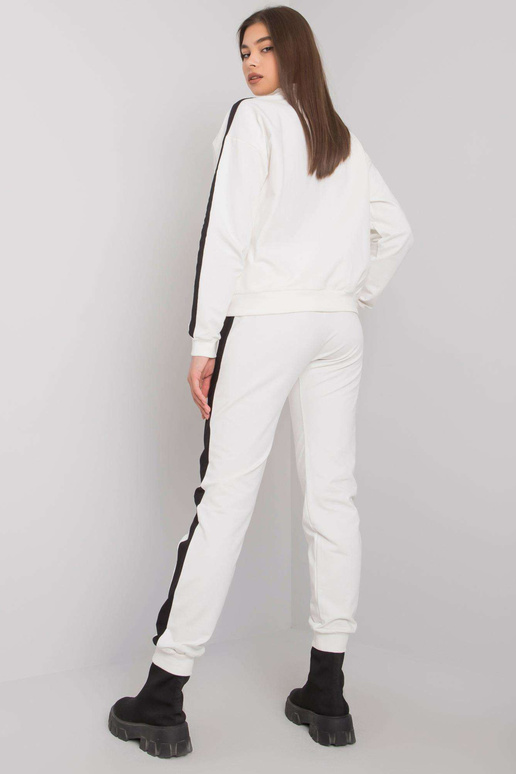 Ecru naiste komplekt triipudega Aliana