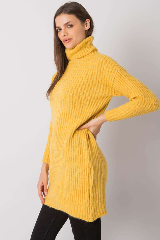 Kollane pika kaelusega kampsun...