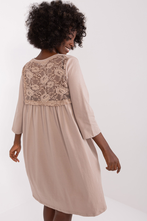 Naiste tumebeež pitsiga kleit Jamelia... Naiste tumebeež pitsiga kleit Jamelia...