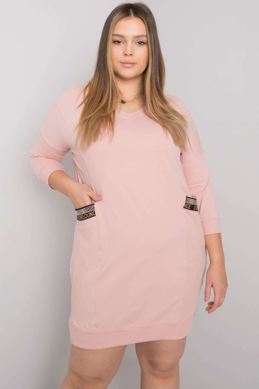 Dirty Pink suures suuruses kleit...