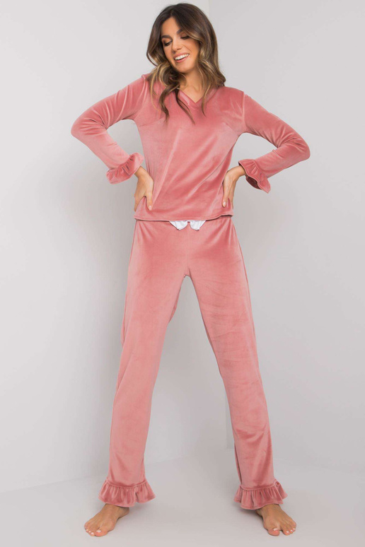 Määrdunud roosa veluurpidžaama... Määrdunud roosa veluurpidžaama...