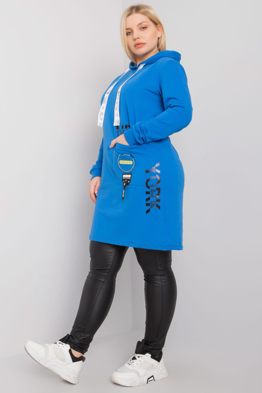 Tumesinine suures suuruses tuunika...