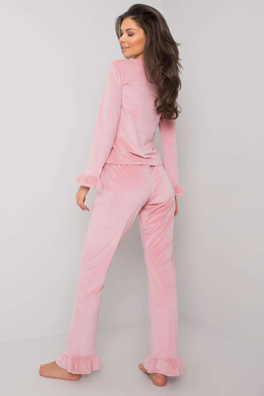 Roosa veluurpidžaama pükstega Camille... Roosa veluurpidžaama pükstega Camille...