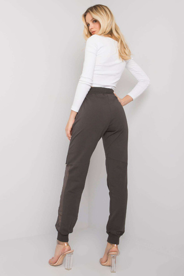 Tumedad Khaki puuvillased... 2