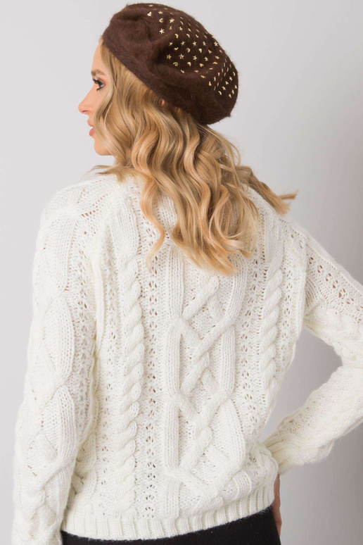 Pruun aplikatsioonidega barett