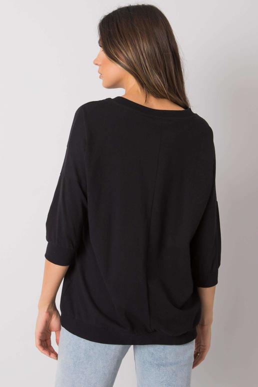 Must dressipluus kirjaga Jolanda RUE...