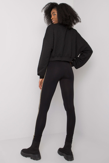 Mustad naiste triipudega...