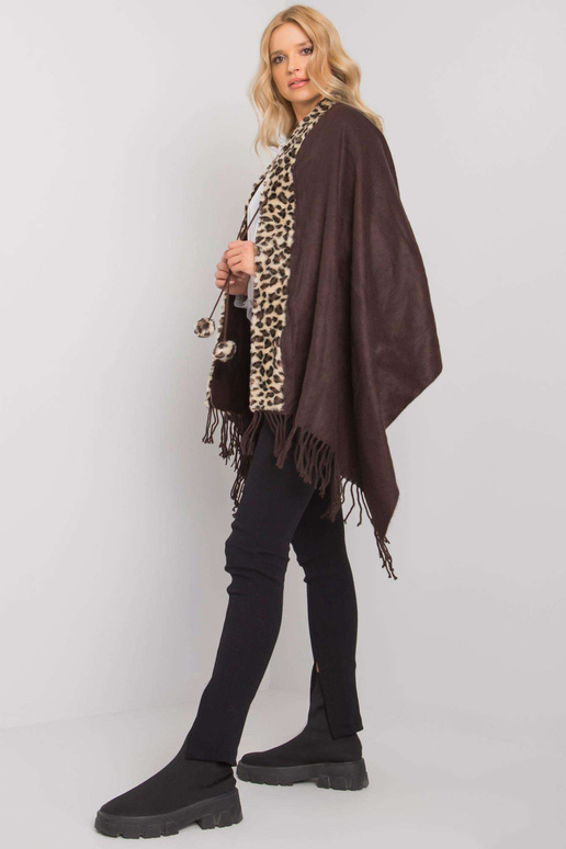 Pruun-beež karusnahaga sall