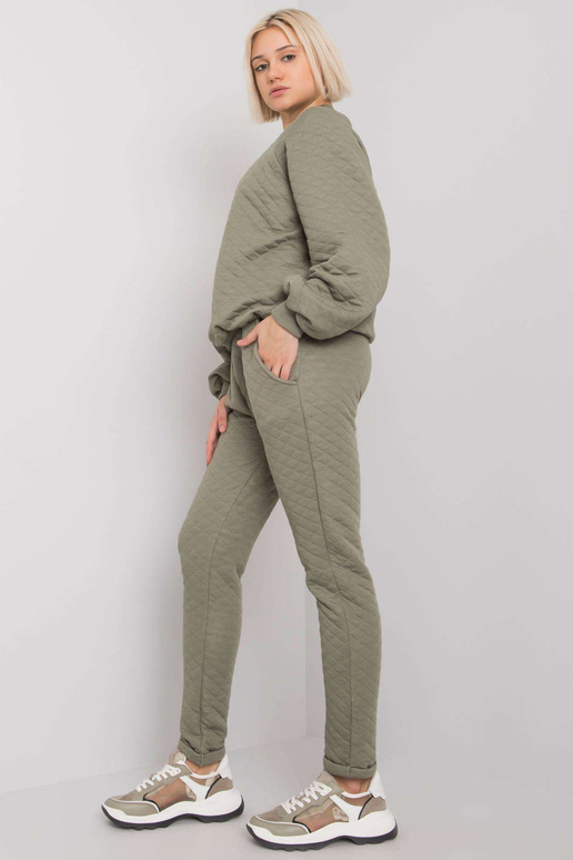 Khaki värvi kaheosaline tepitud... Khaki värvi kaheosaline tepitud...