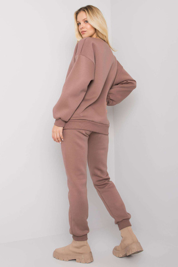 Pruun kaheosaline komplekt... 2