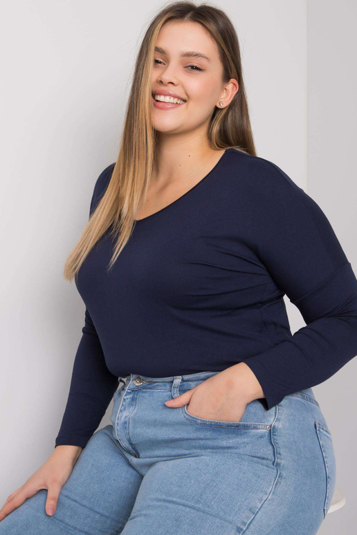 Meresinine sile pluss suuruses pluus...