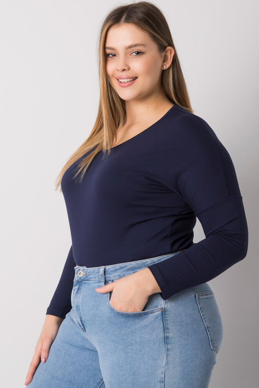 Meresinine sile pluss suuruses pluus...