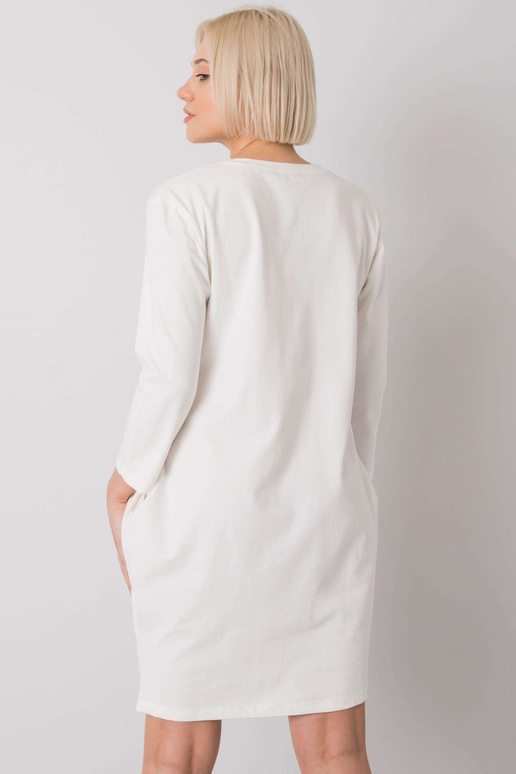 Ecru kleit taskutega Marseille