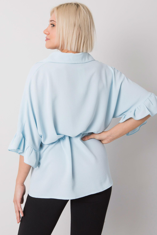 Helesinine pluus köitmisega Marcia...