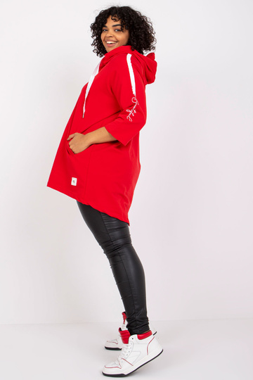 Miley punane pluss suuruses... 2