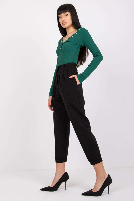 Mustad elegantsed Naomi taskutega püksid