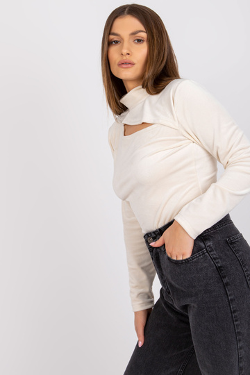 Beež pikkade varrukatega...