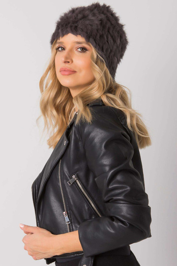 Grafiidist karusnahast müts