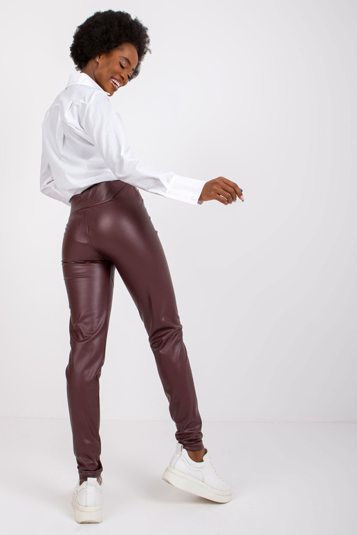 Briana tume horde kunstnahast... Briana tume horde kunstnahast...