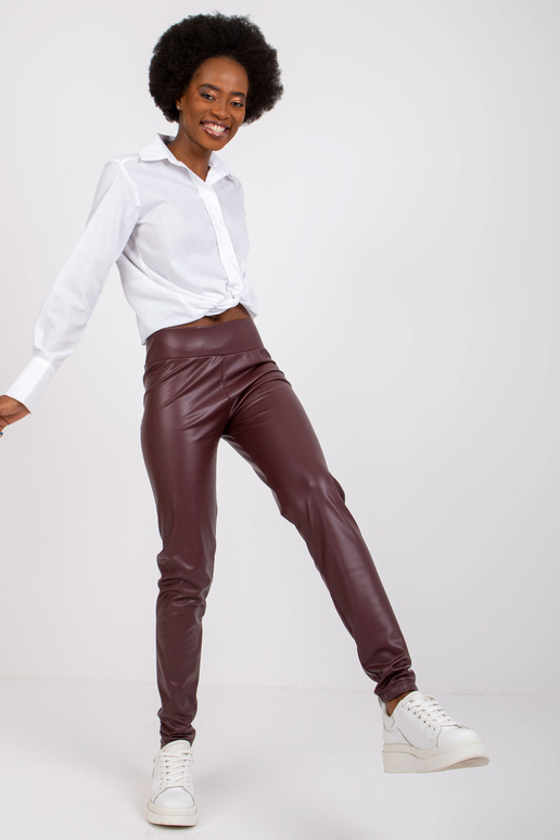 Briana tume horde kunstnahast... Briana tume horde kunstnahast...