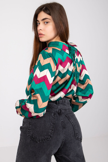 Roheline pluus köitmisega...