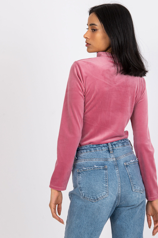 Määrdunud roosa veluurpluus naistele...