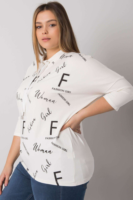 Pluss suurus pluus mustritega