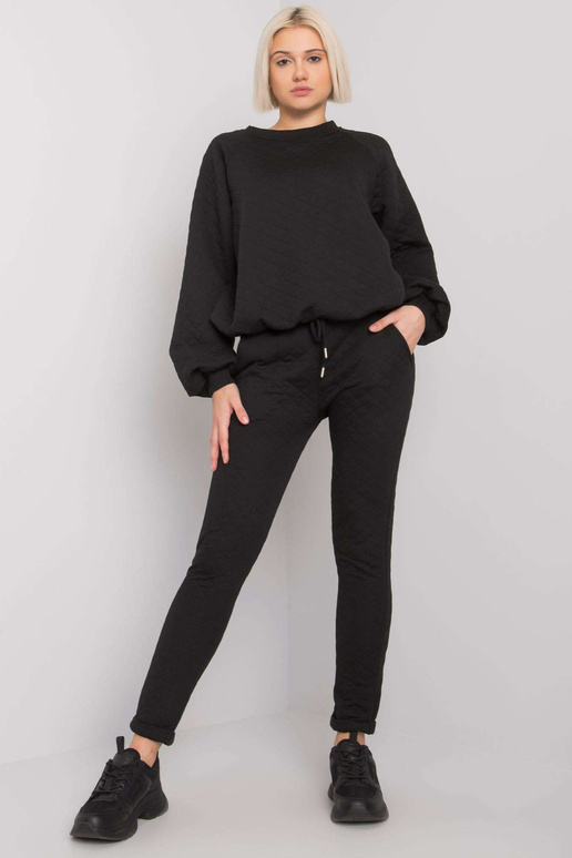 Must kaheosaline tepitud komplekt... Must kaheosaline tepitud komplekt...