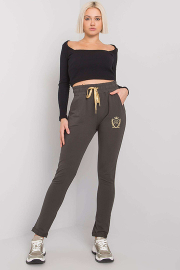 Tumedad khakivärvi naiste...